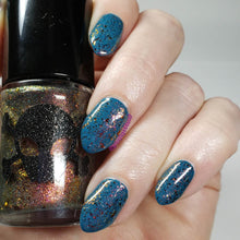 Load image into Gallery viewer, FALL FOLIAGE Topper - November Monthly Lair NERD