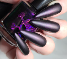 Load image into Gallery viewer, Thistle - Nov 2025 Purple Group
